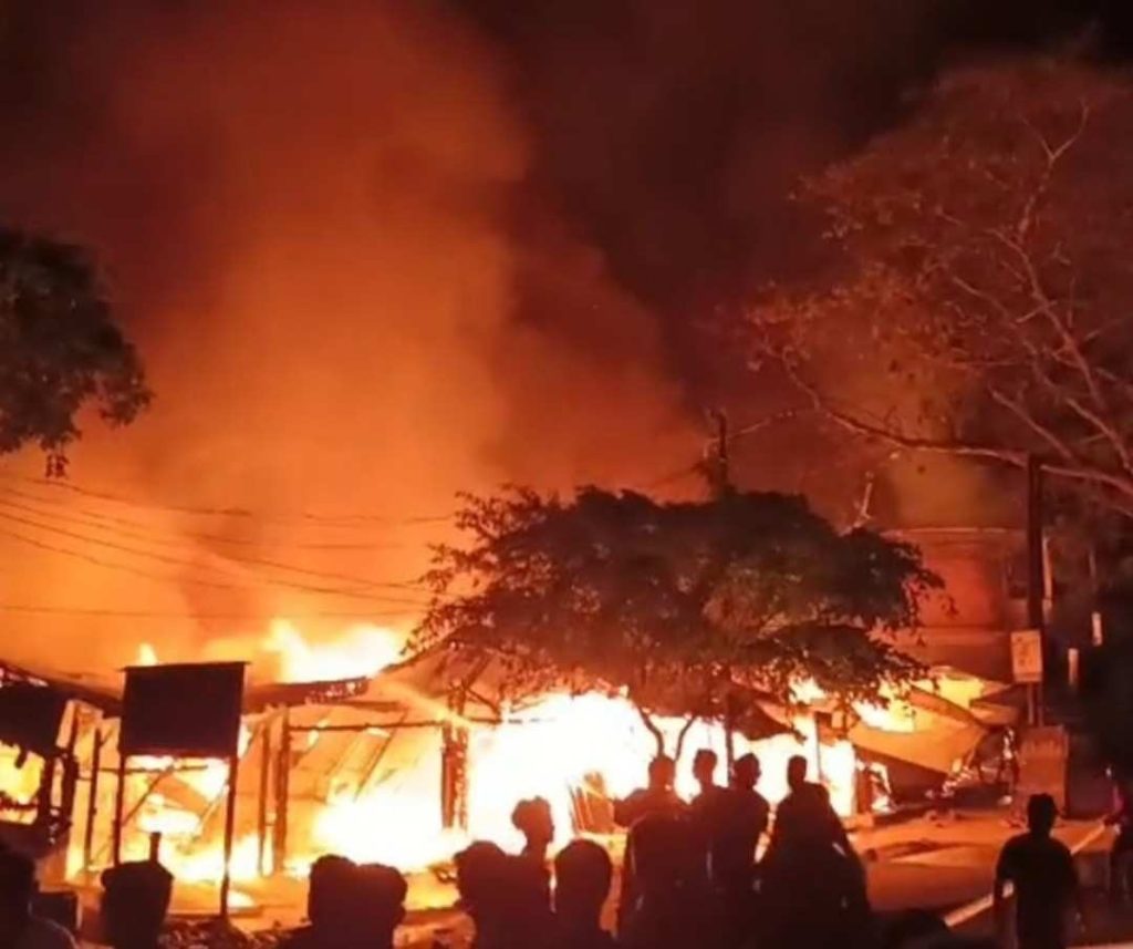 কাৰ্বি পাহাৰত নিশা ভয়ংকৰ অগ্নিকাণ্ড