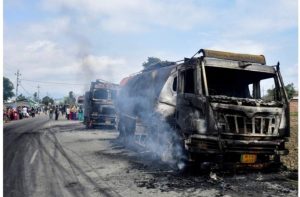 মানিপুৰ : হিংসাত্মক পৰিস্থিতি