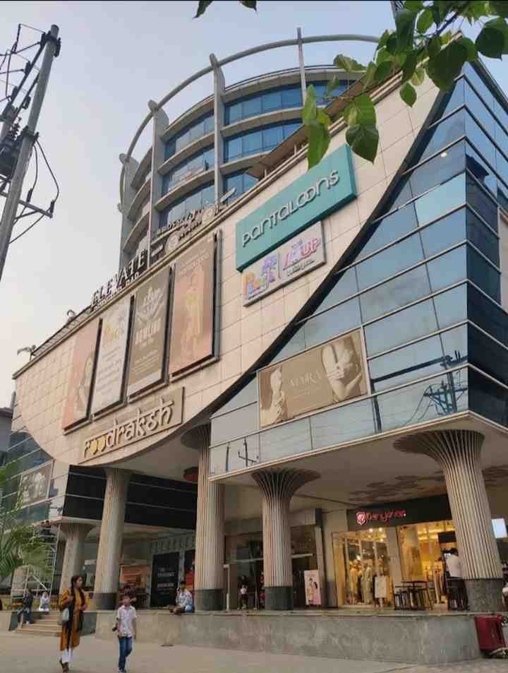 গুৱাহাটী : ভঙাগড়ৰ ৰুদ্ৰাক্ষ মলত নৱ-বিবাহিত যুৱকৰ ৰহস্যজনক মৃত্যু