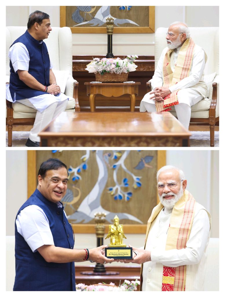 নতুন দিল্লীত প্ৰধানমন্ত্ৰী নৰেন্দ্ৰ মোদীক সাক্ষাৎ মুখ্যমন্ত্ৰী হিমন্ত বিশ্ব শৰ্মাৰ